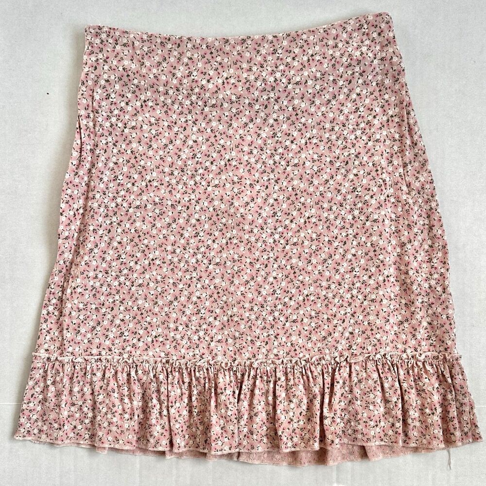 Brandy Melville Pink Floral Cara Skirt One Size Women’s Sz Small Ruffled Mini